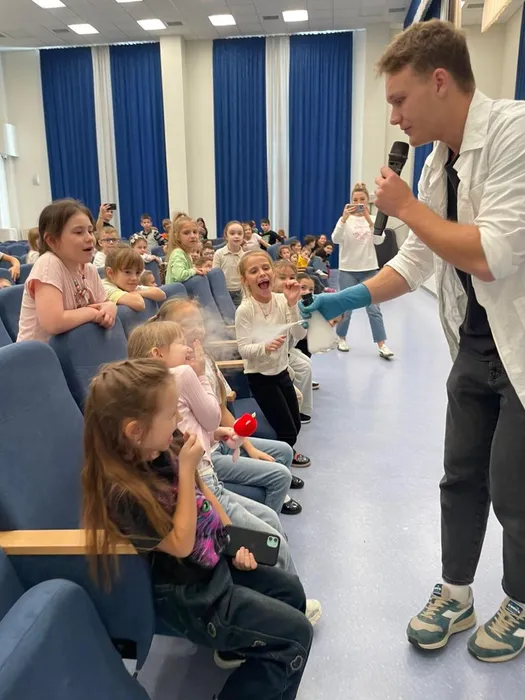 aefc70f7-a93c-4bfc-8236-60abac21aad0