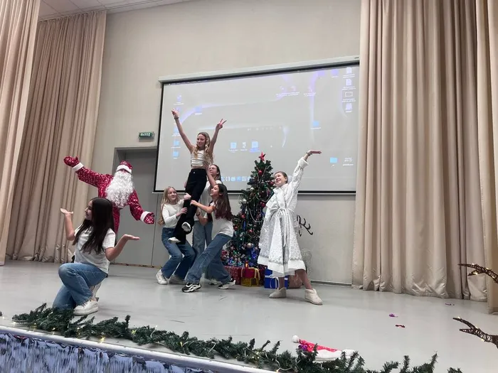 photo_5359437394169499850_y